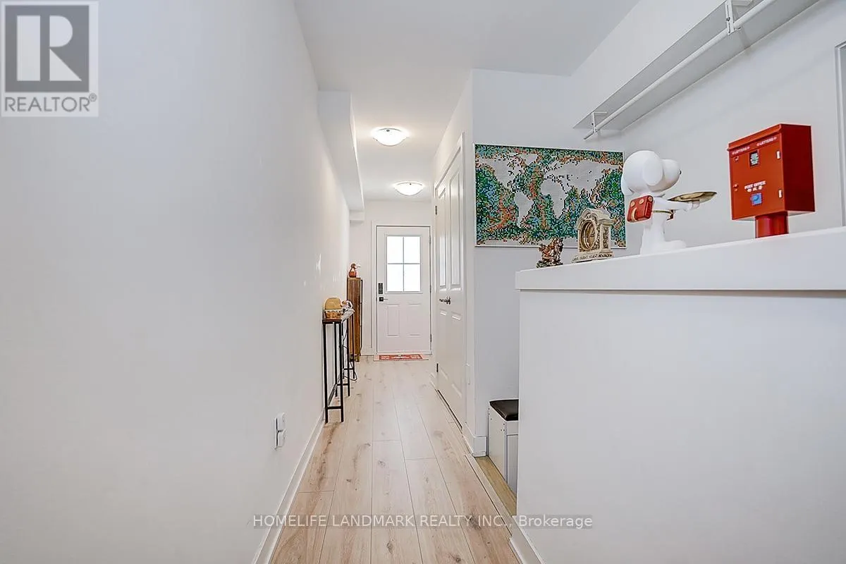 25 SUNBURY LANE
