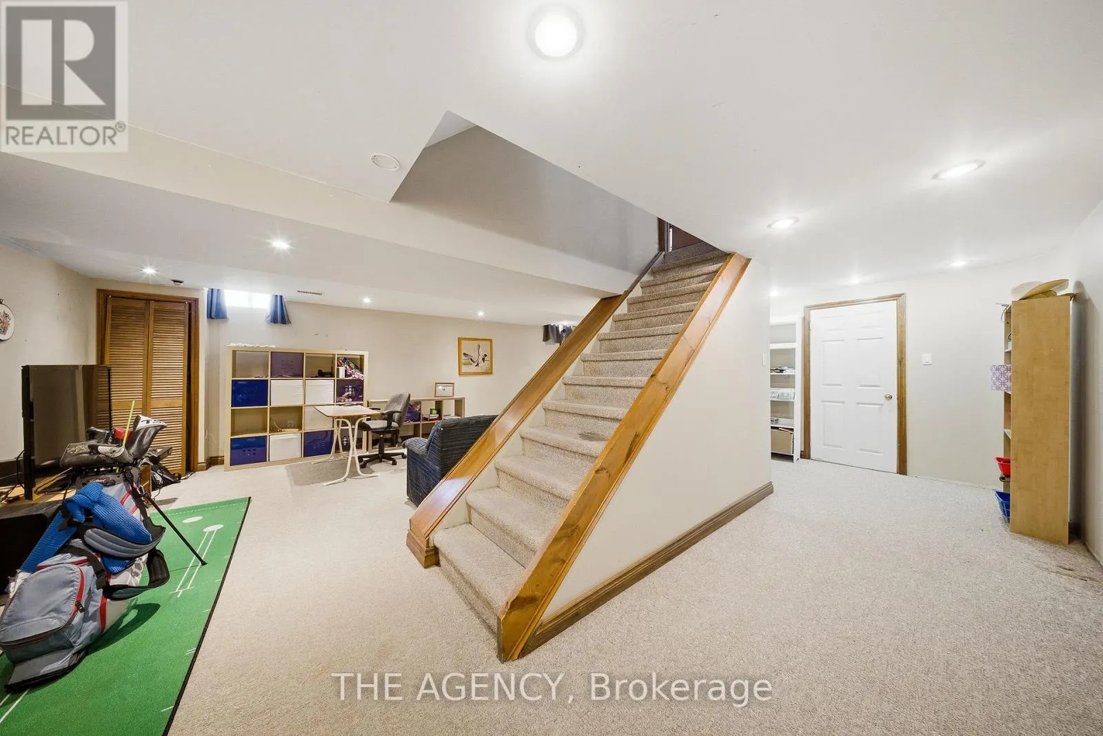 30 GOODFELLOW CRESCENT