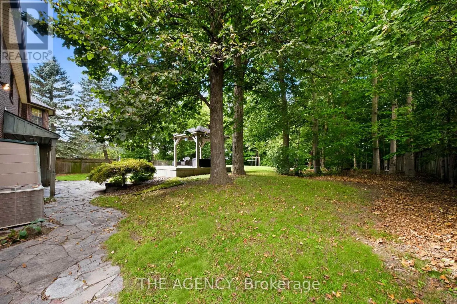 30 GOODFELLOW CRESCENT