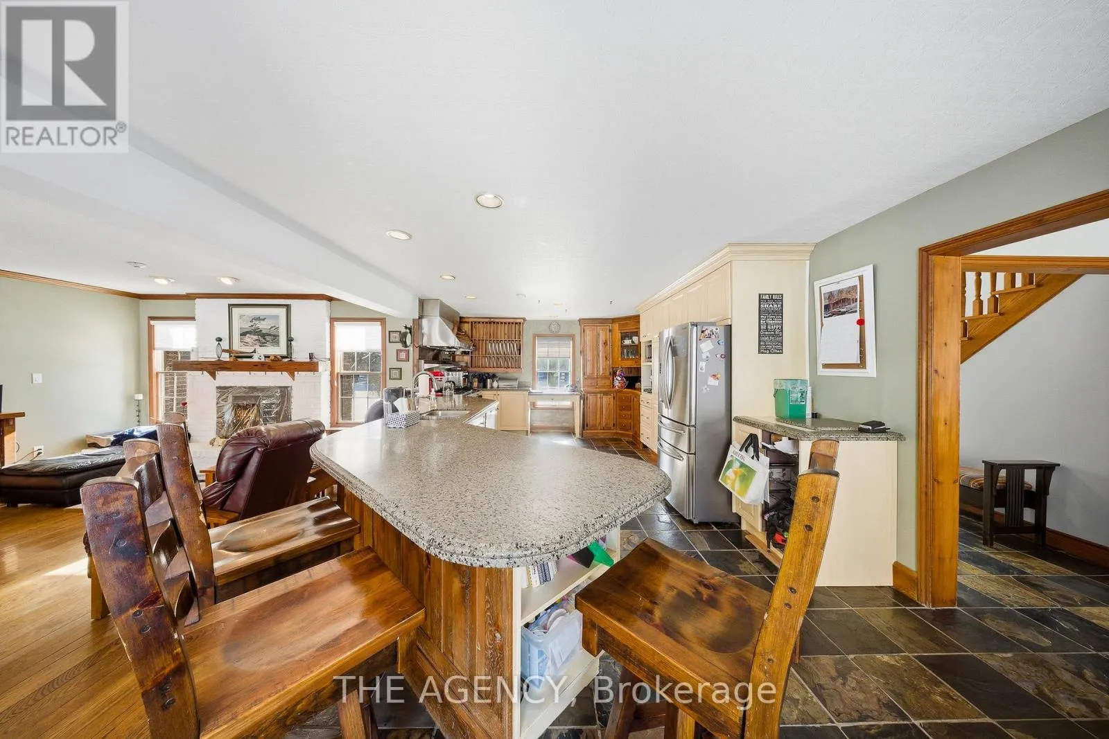 30 GOODFELLOW CRESCENT