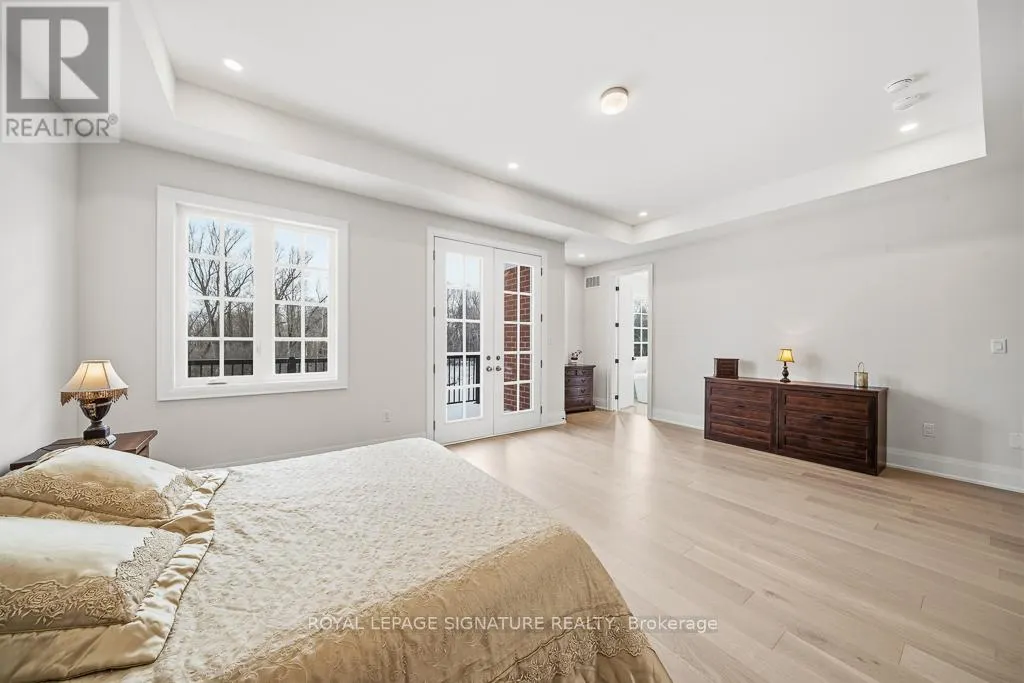 16 GIANVITO CRESCENT