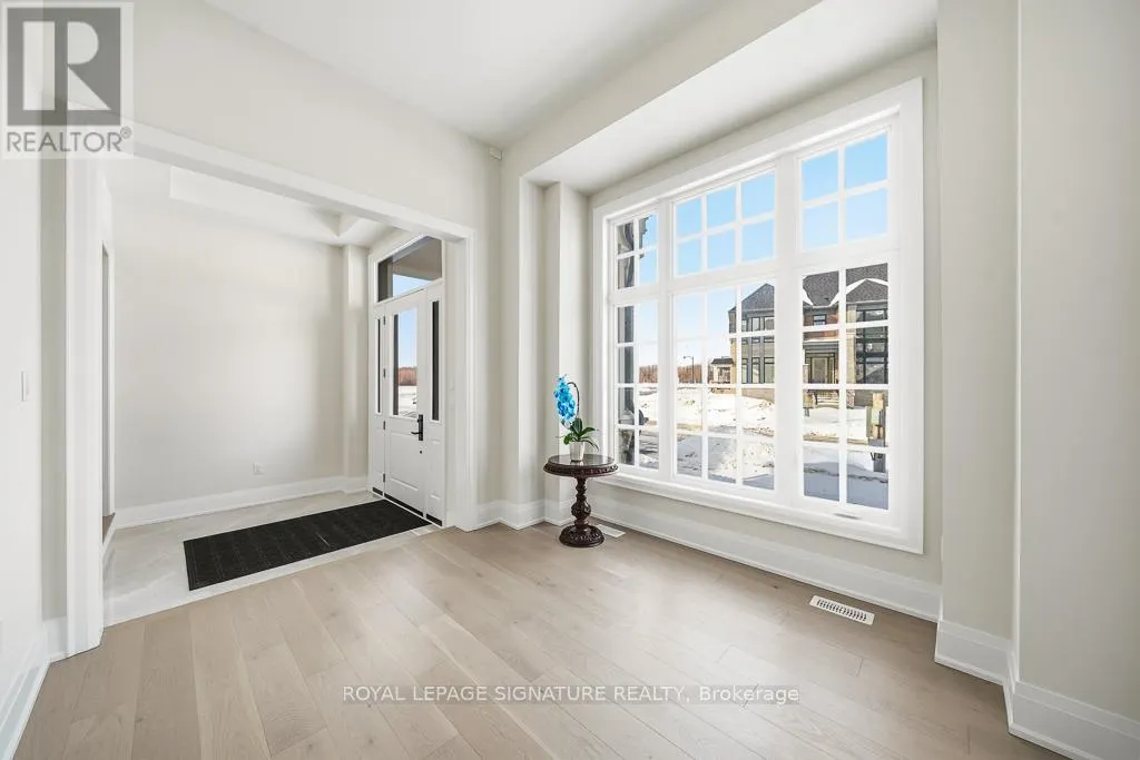16 GIANVITO CRESCENT