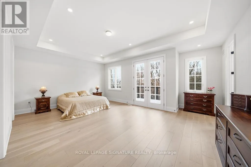 16 GIANVITO CRESCENT