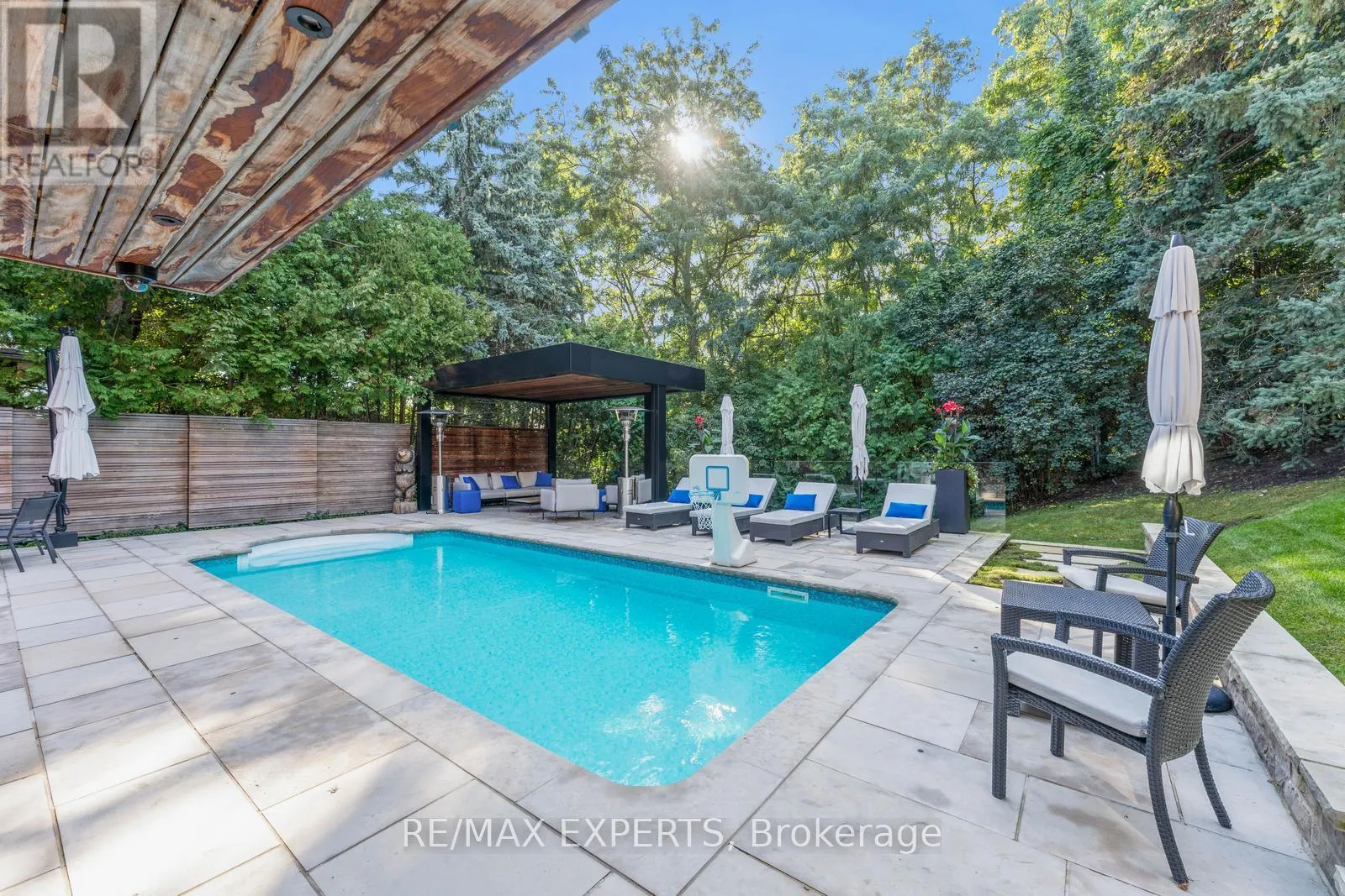 71 DORENGATE DRIVE