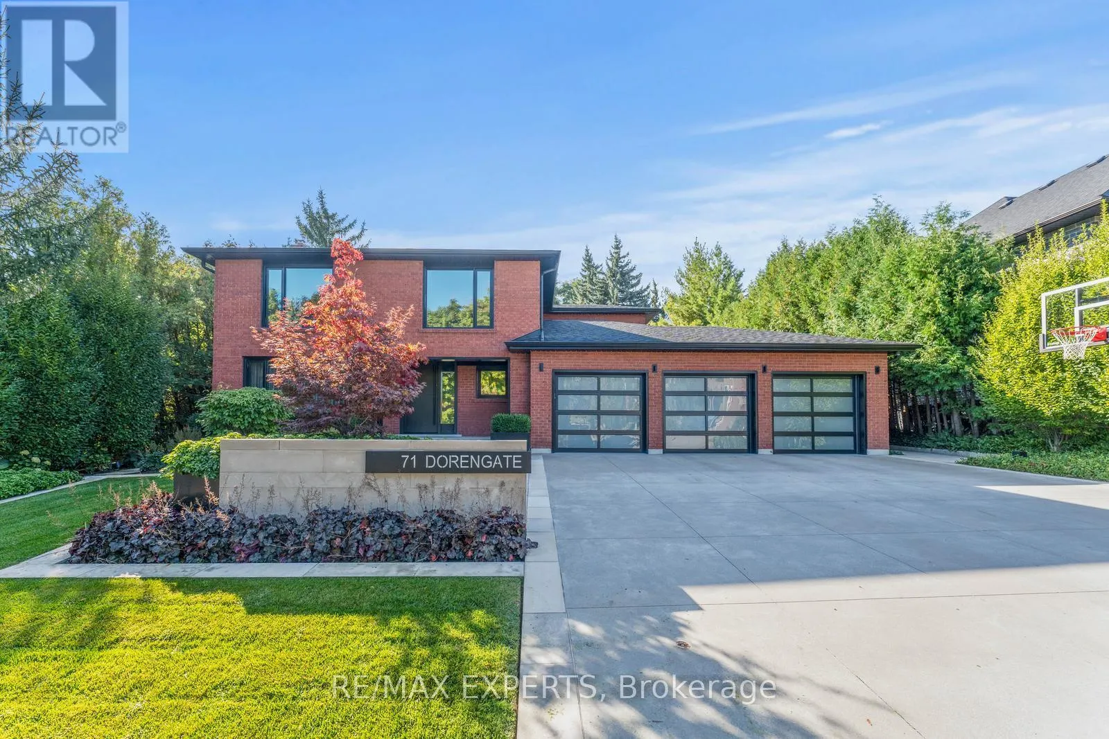 71 DORENGATE DRIVE