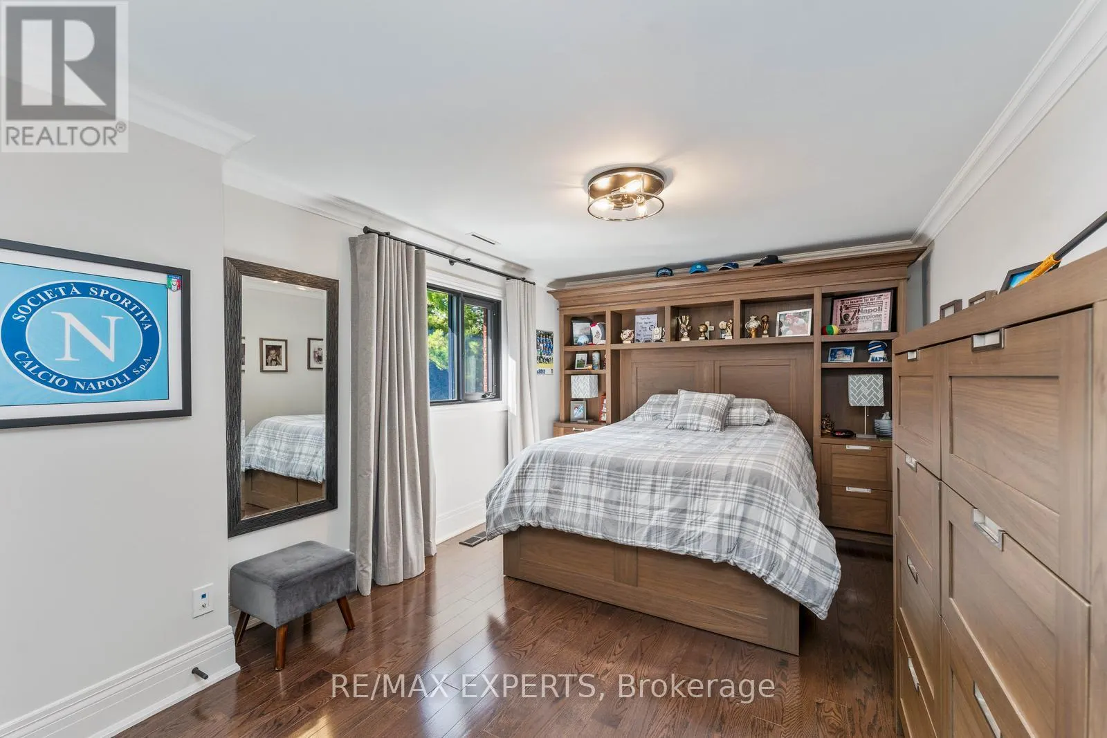 71 DORENGATE DRIVE