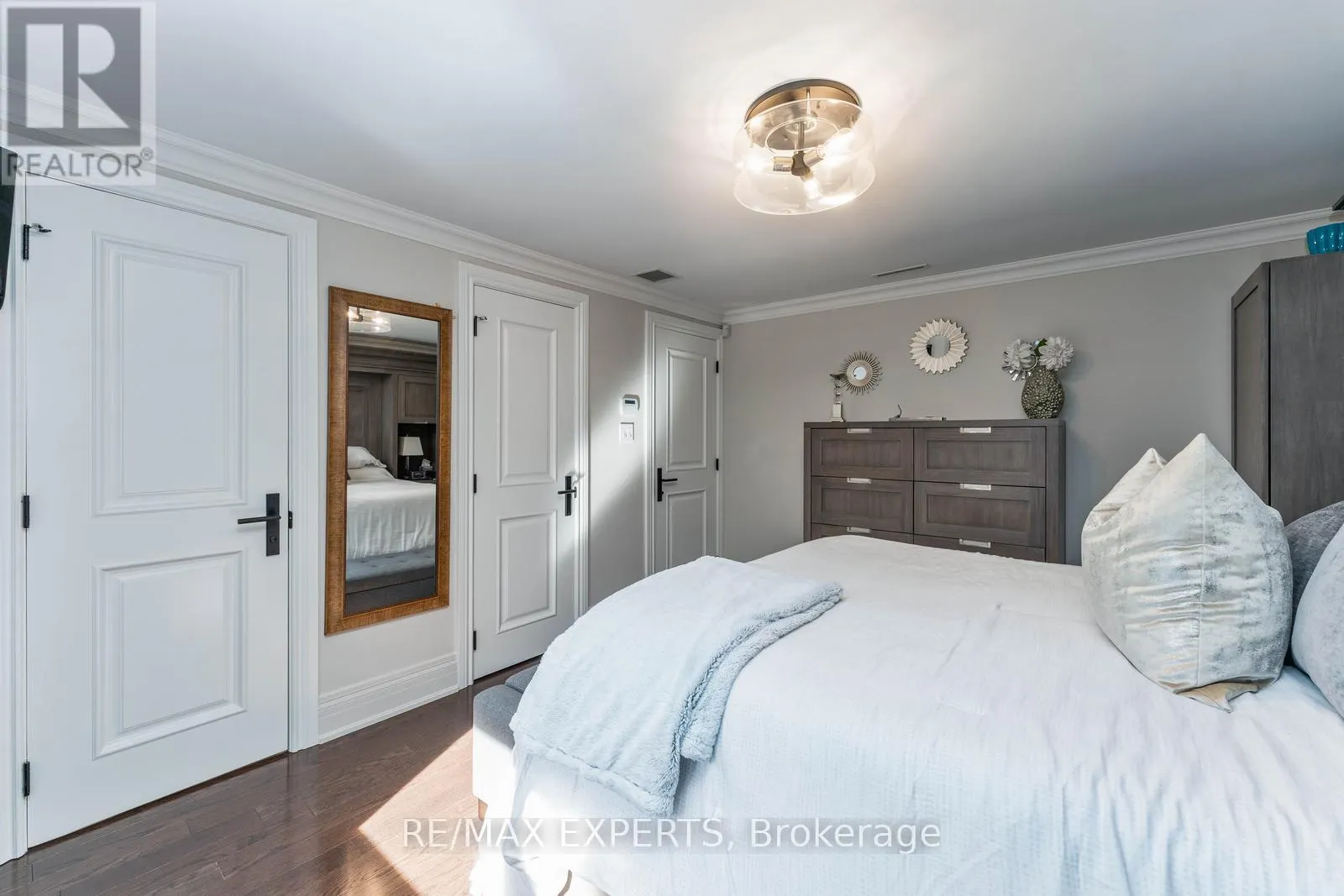 71 DORENGATE DRIVE