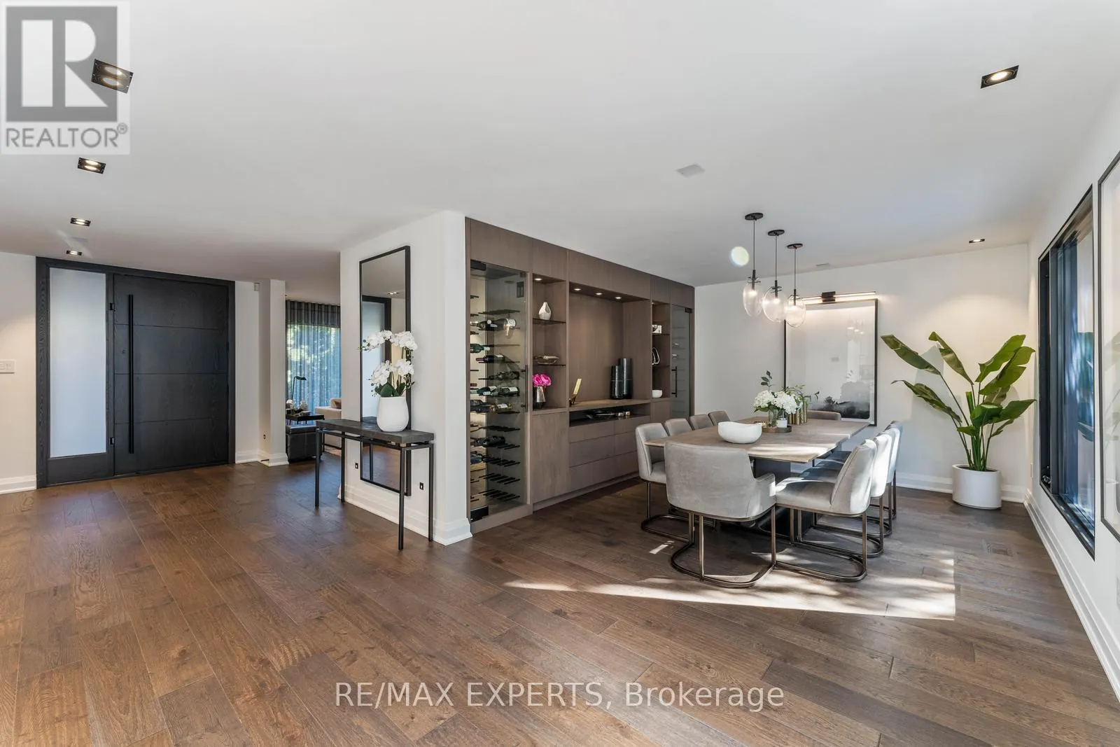 71 DORENGATE DRIVE