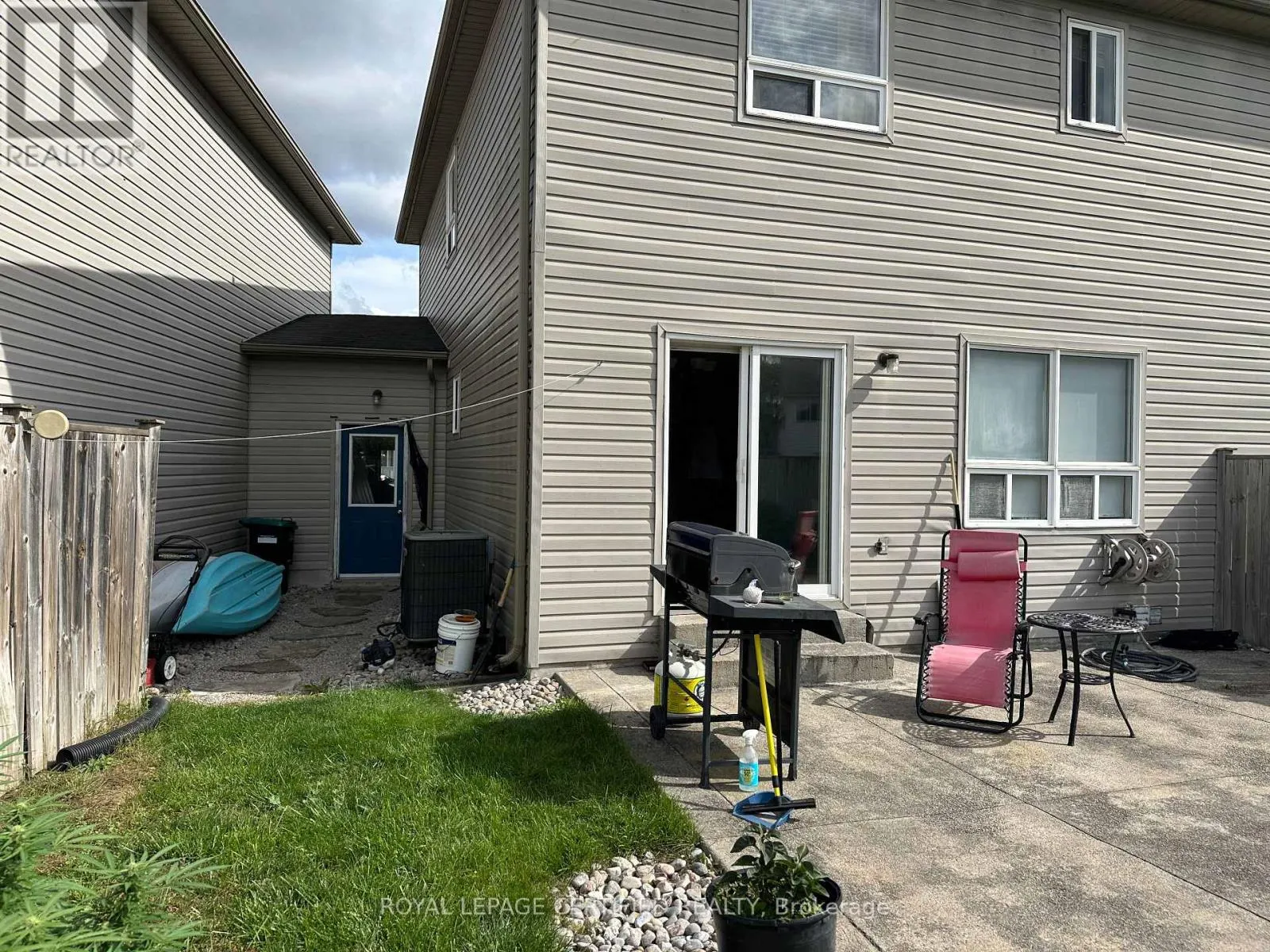64 ADMIRAL CRESCENT
