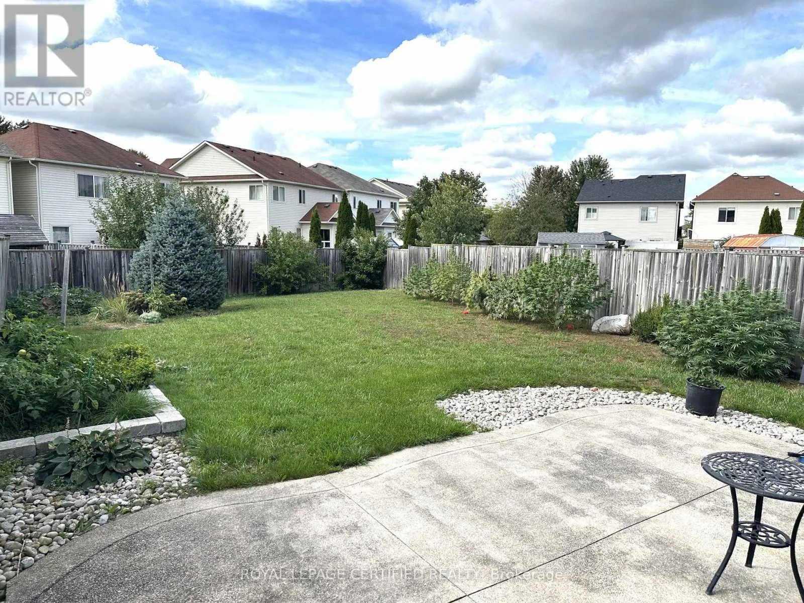 64 ADMIRAL CRESCENT