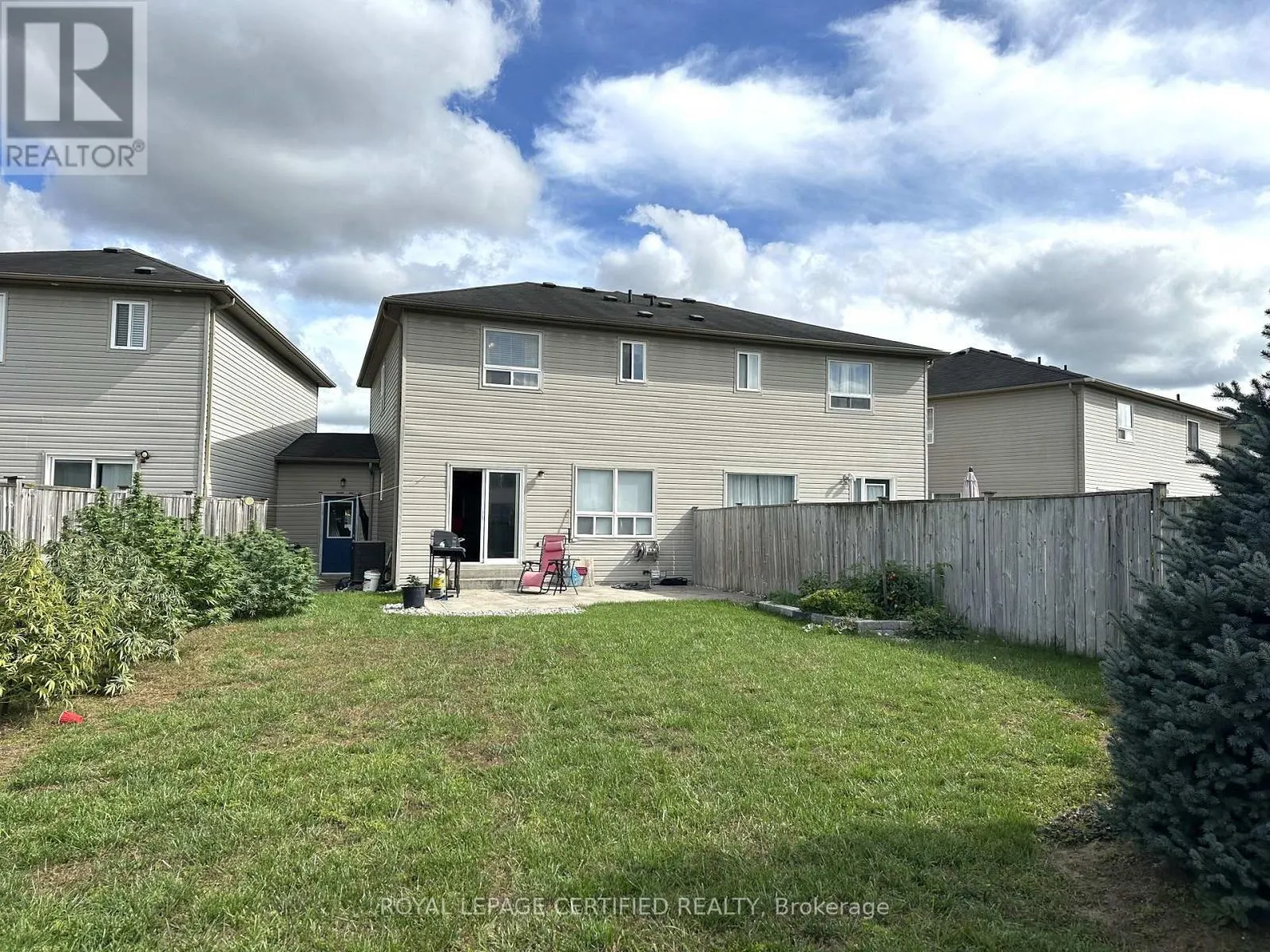 64 ADMIRAL CRESCENT