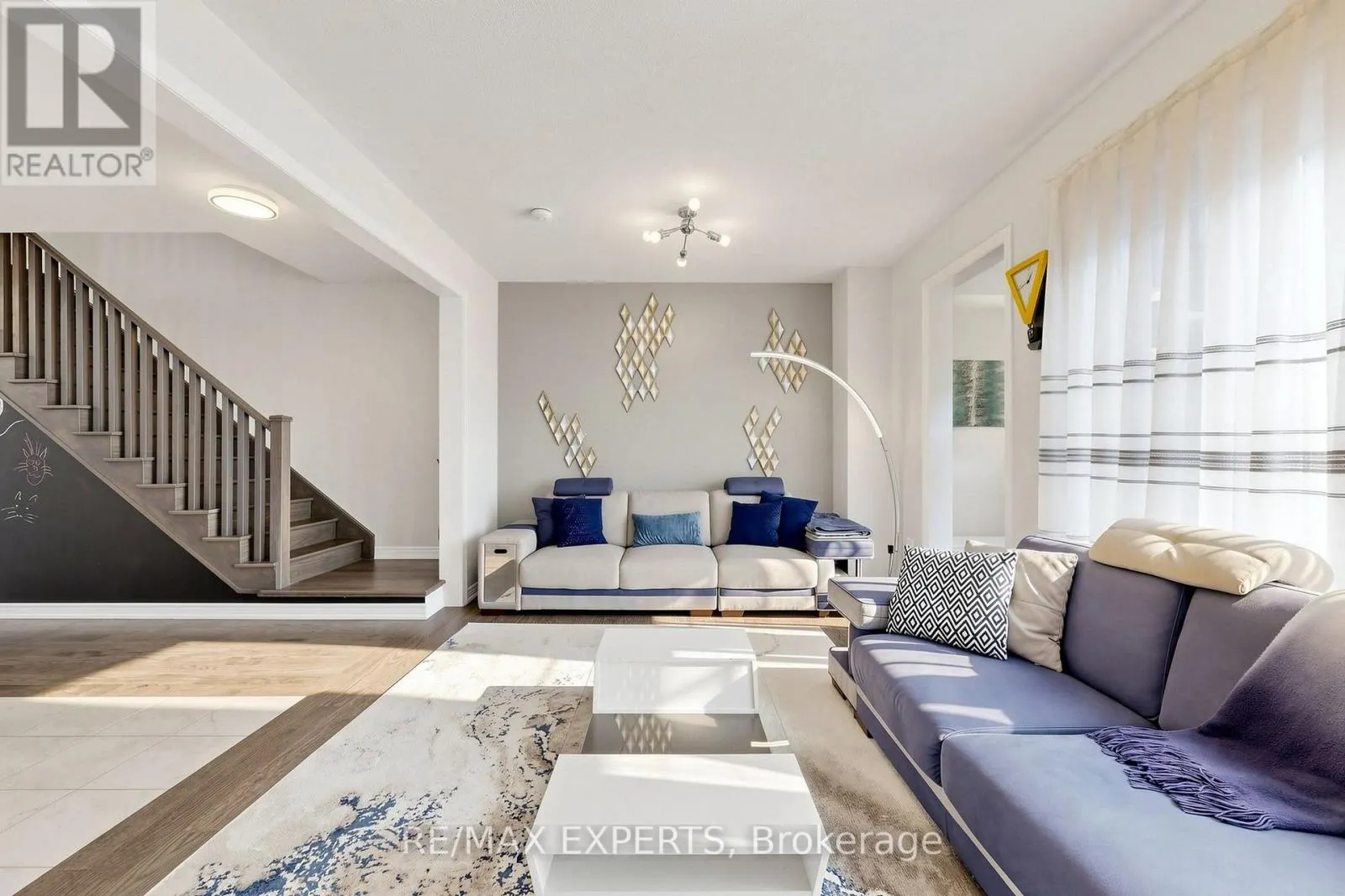 9 APPLEGATE DRIVE