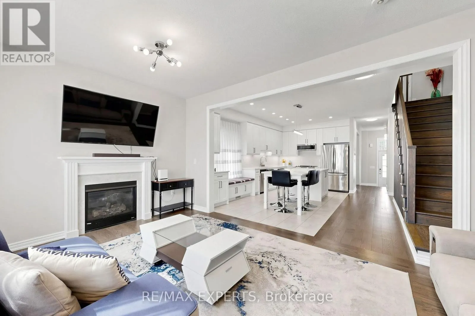 9 APPLEGATE DRIVE