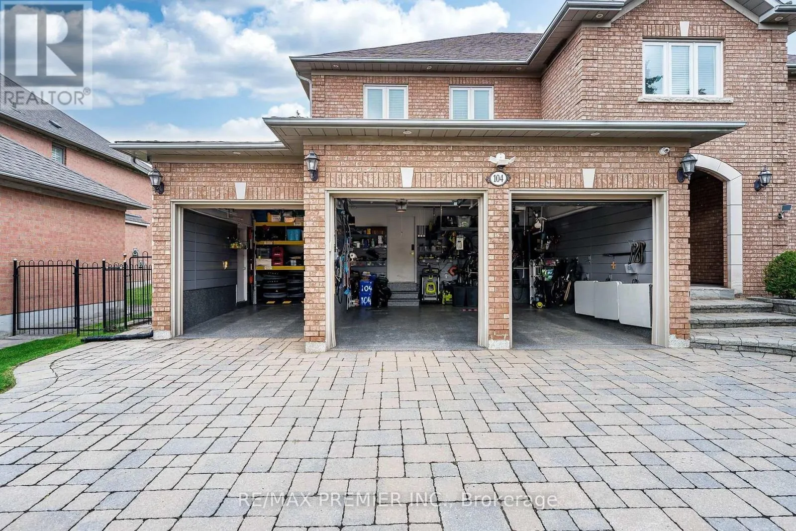104 CARTWRIGHT BOULEVARD