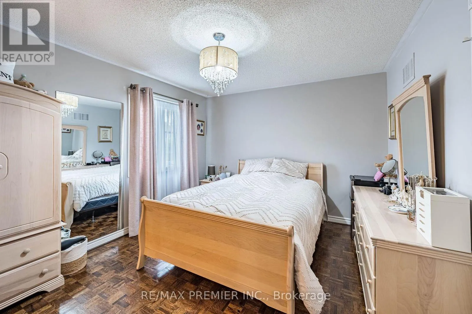 104 CARTWRIGHT BOULEVARD