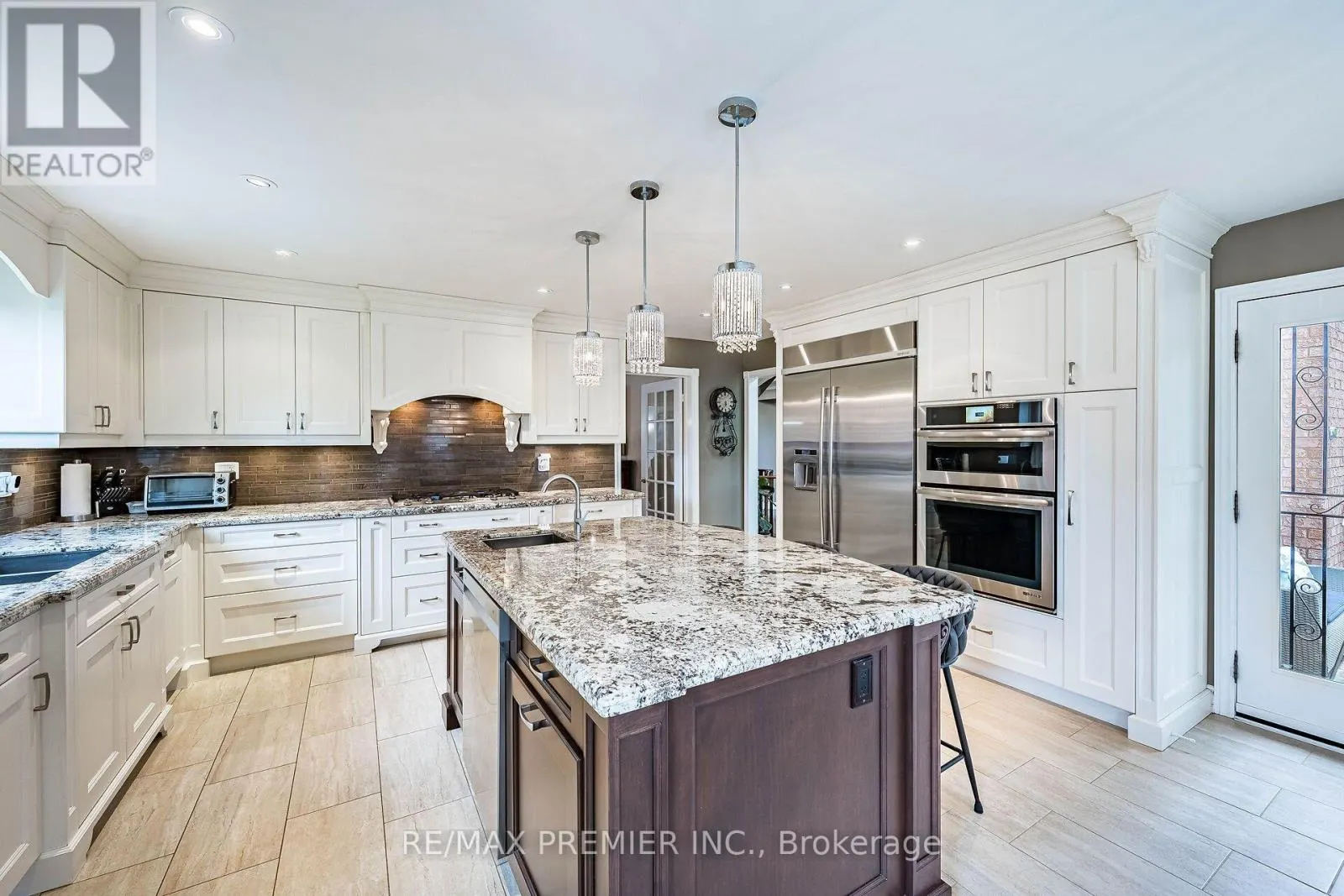 104 CARTWRIGHT BOULEVARD