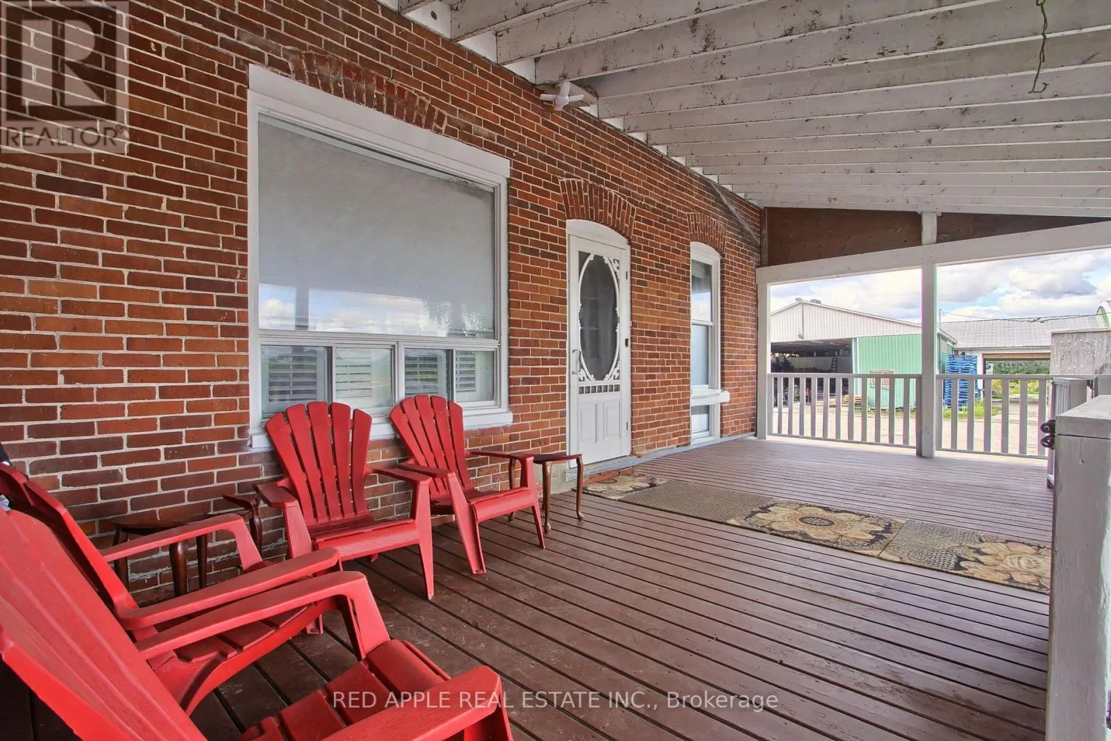 B1595 48 HIGHWAY E