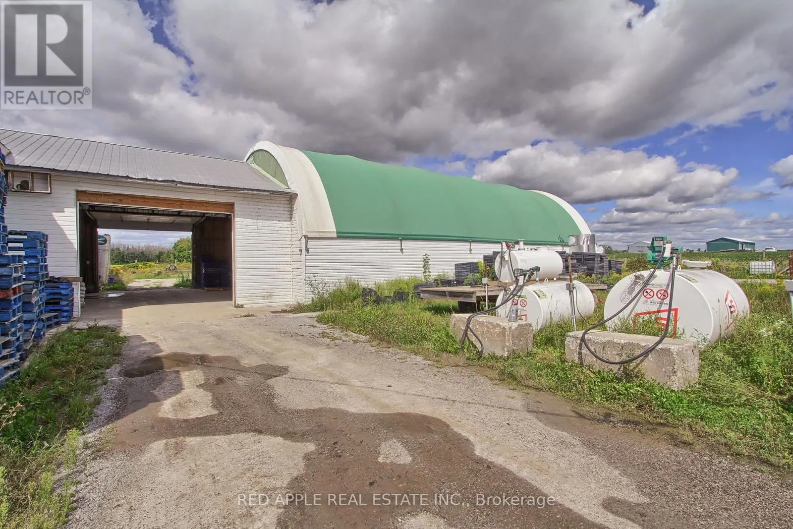 B1595 48 HIGHWAY E