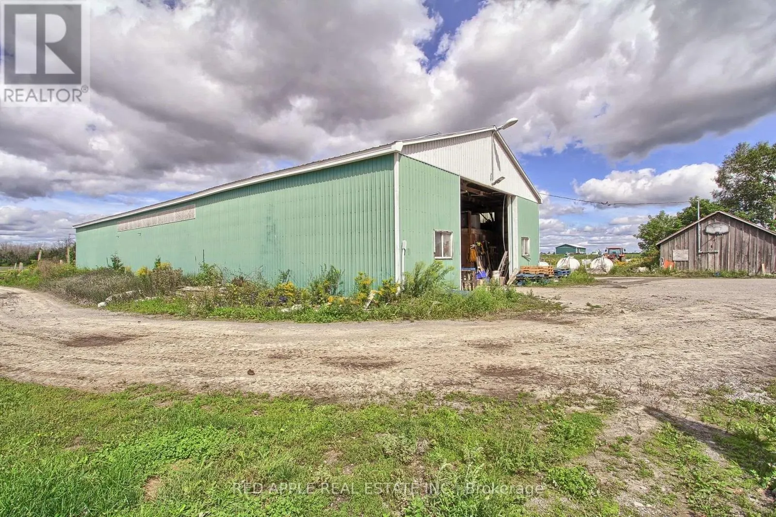B1595 48 HIGHWAY E