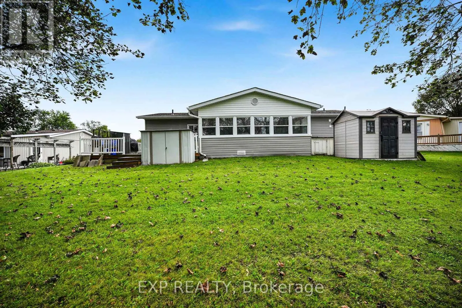 4 FAIRBIRCH COURT