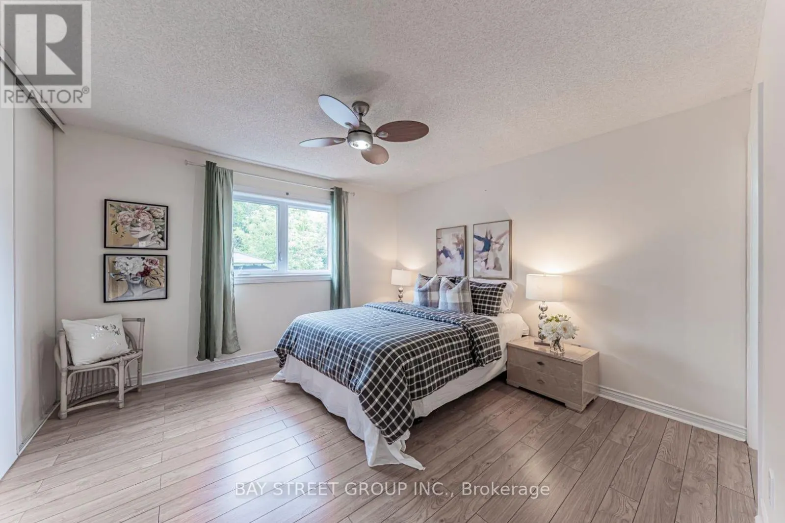 93 SUNBIRD BOULEVARD