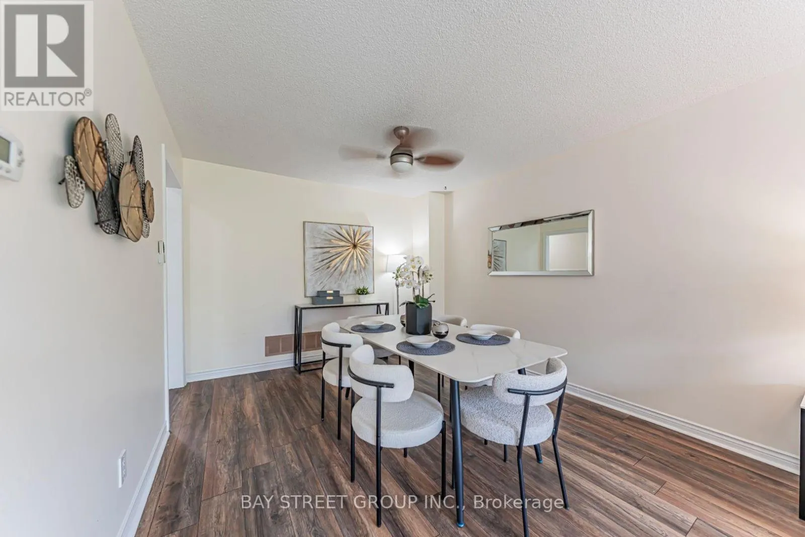 93 SUNBIRD BOULEVARD