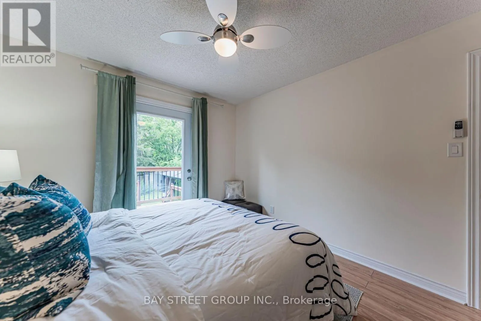93 SUNBIRD BOULEVARD