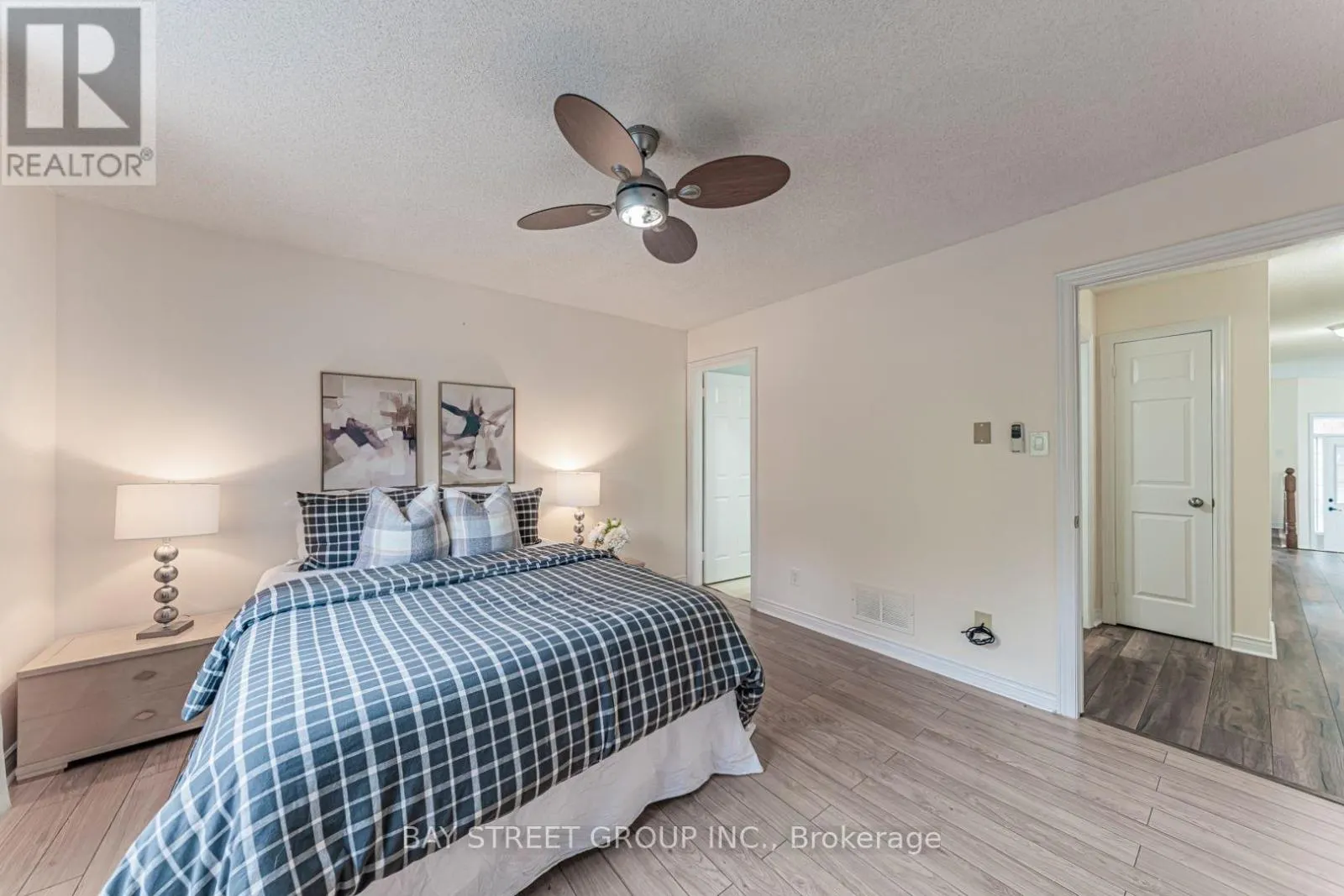 93 SUNBIRD BOULEVARD