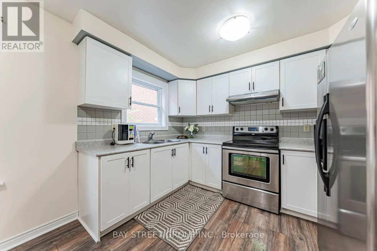 93 SUNBIRD BOULEVARD