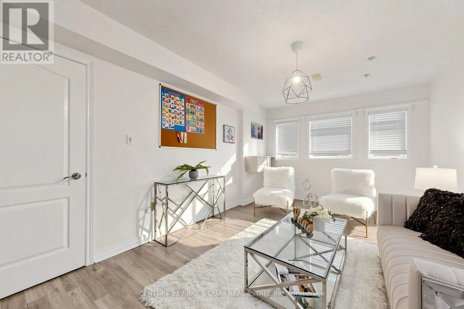 20 KERFOOT CRESCENT
