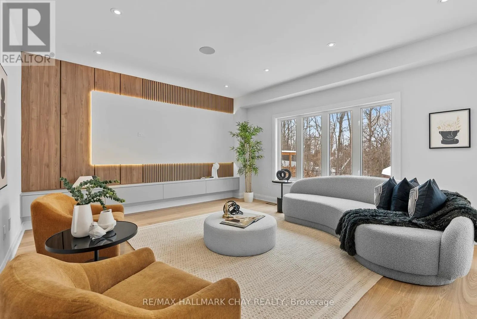 110 GLENDOWER CRESCENT