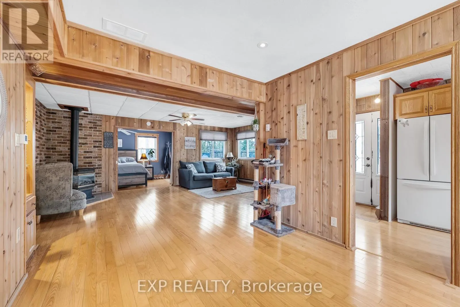 3909 RICHVIEW ROAD