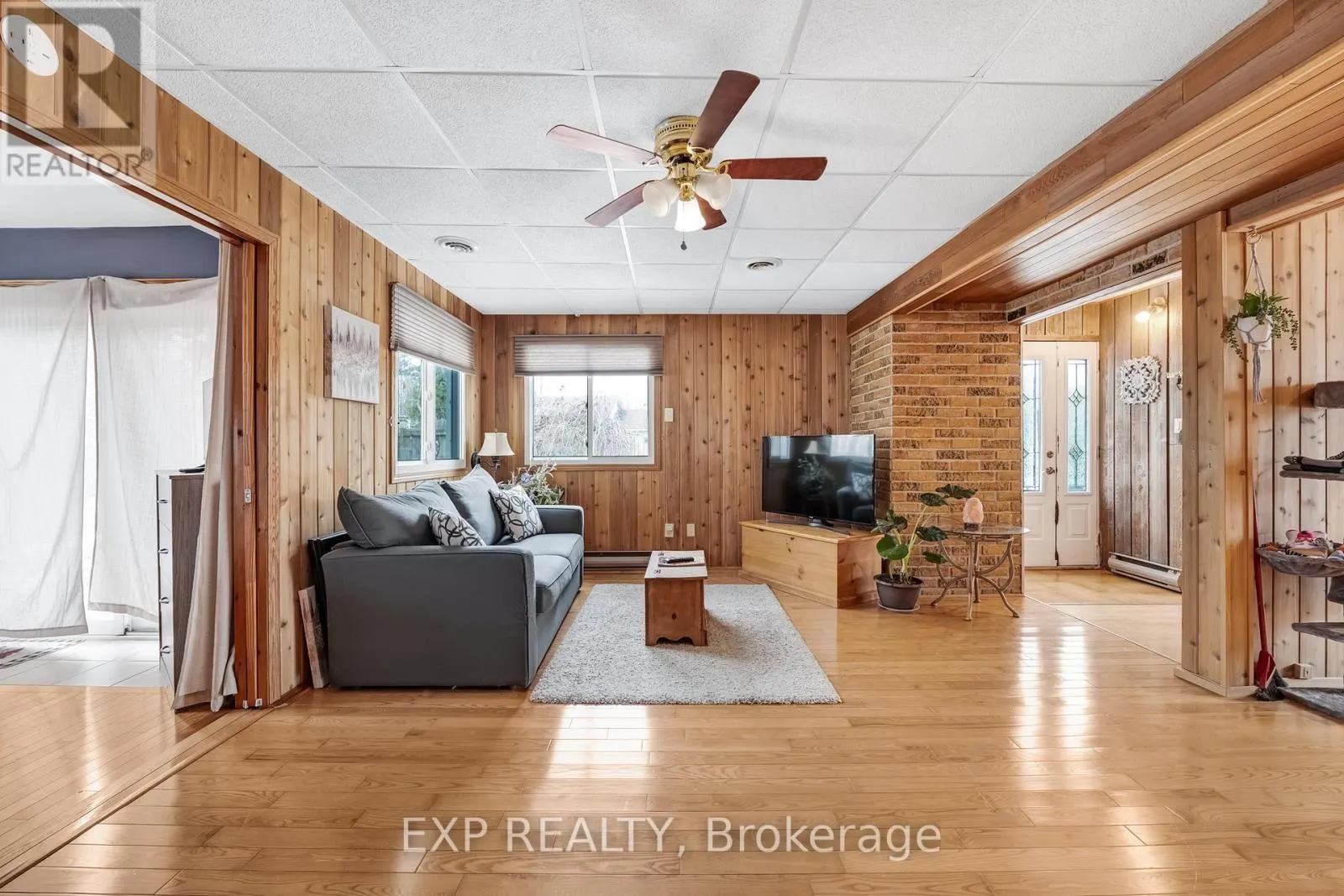 3909 RICHVIEW ROAD