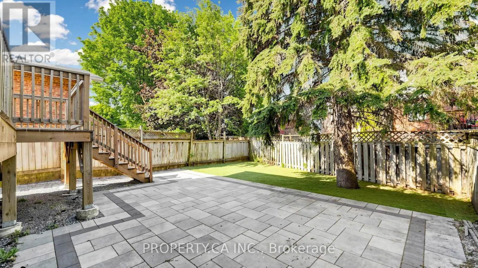 32 HODGINS AVENUE