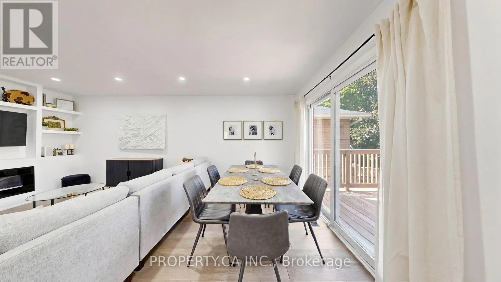 32 HODGINS AVENUE