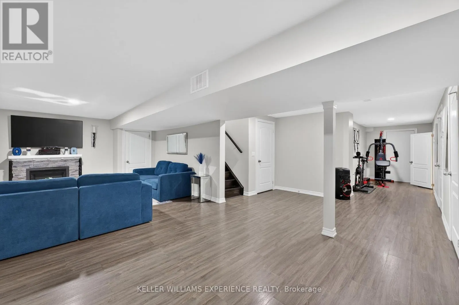 105 DECAROLIS CRESCENT