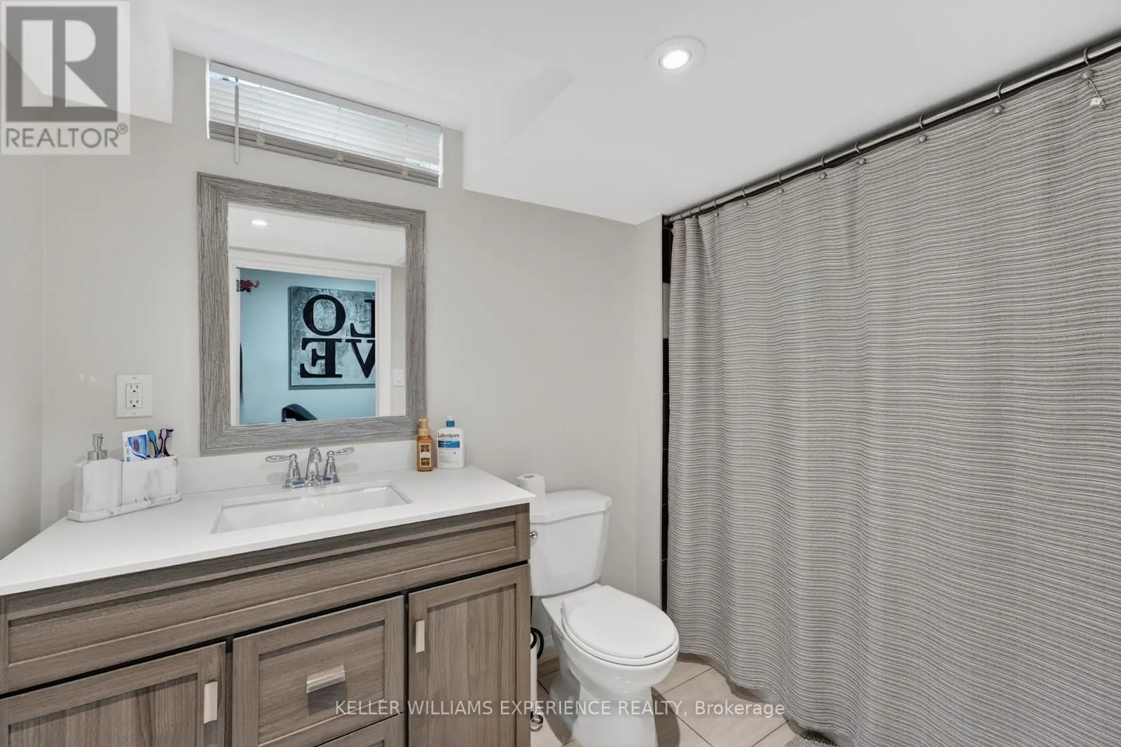 105 DECAROLIS CRESCENT