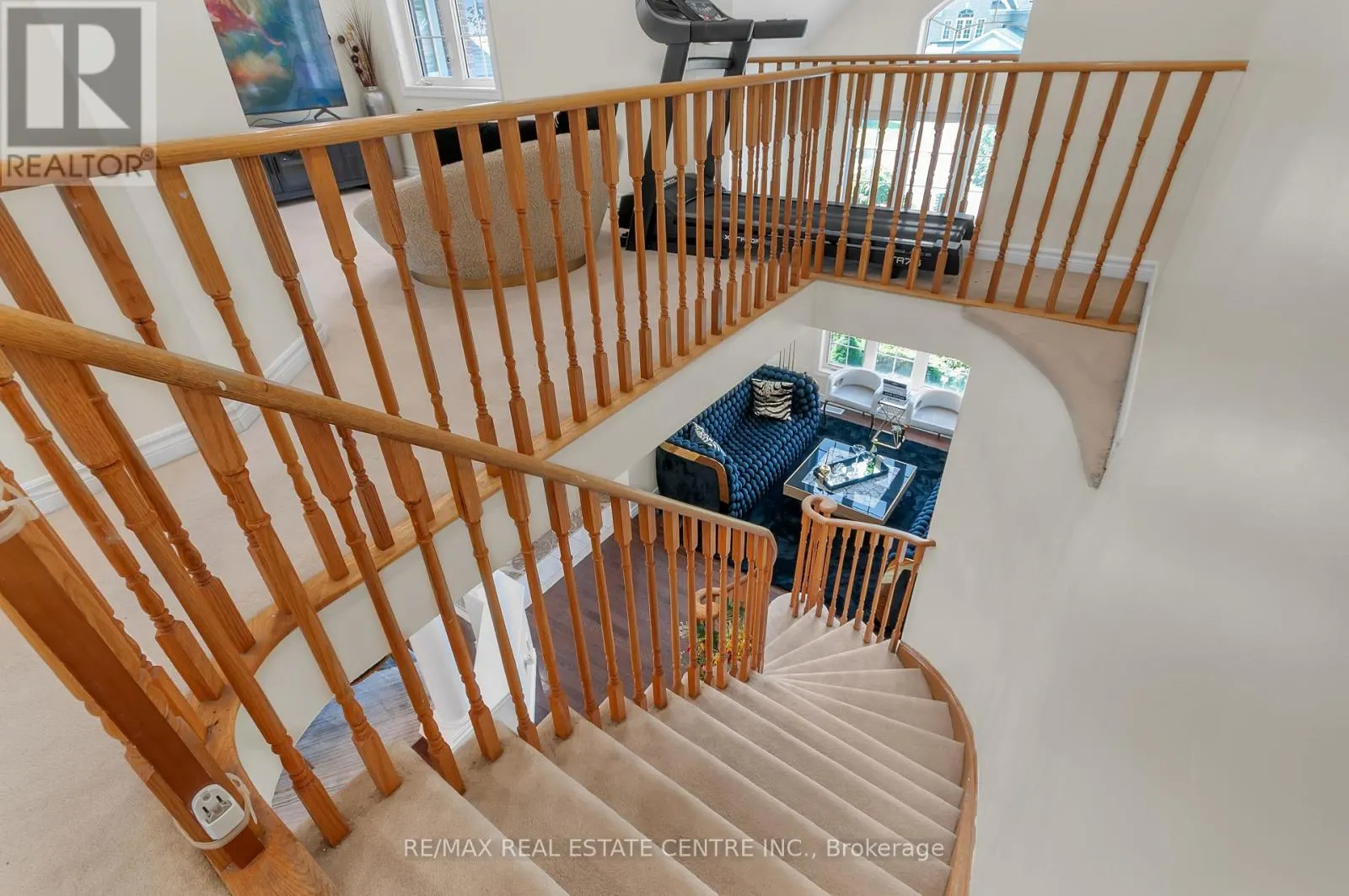 13 LIONS COURT