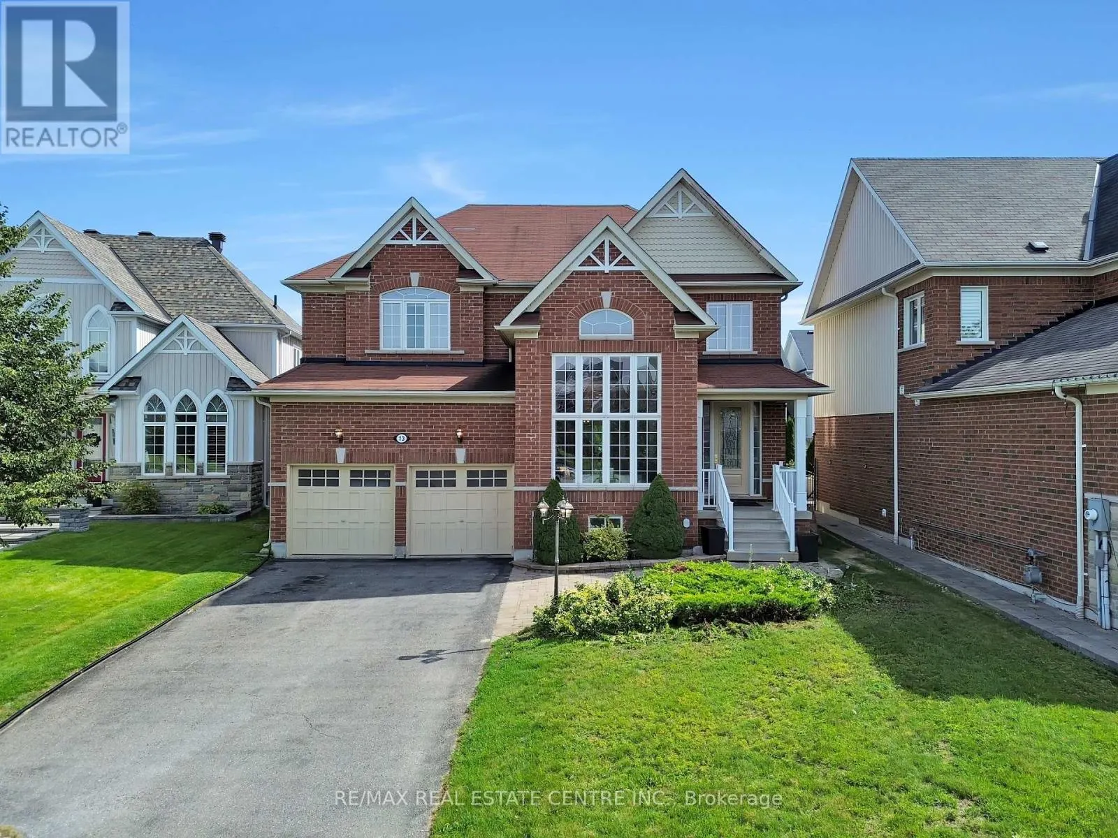 13 LIONS COURT