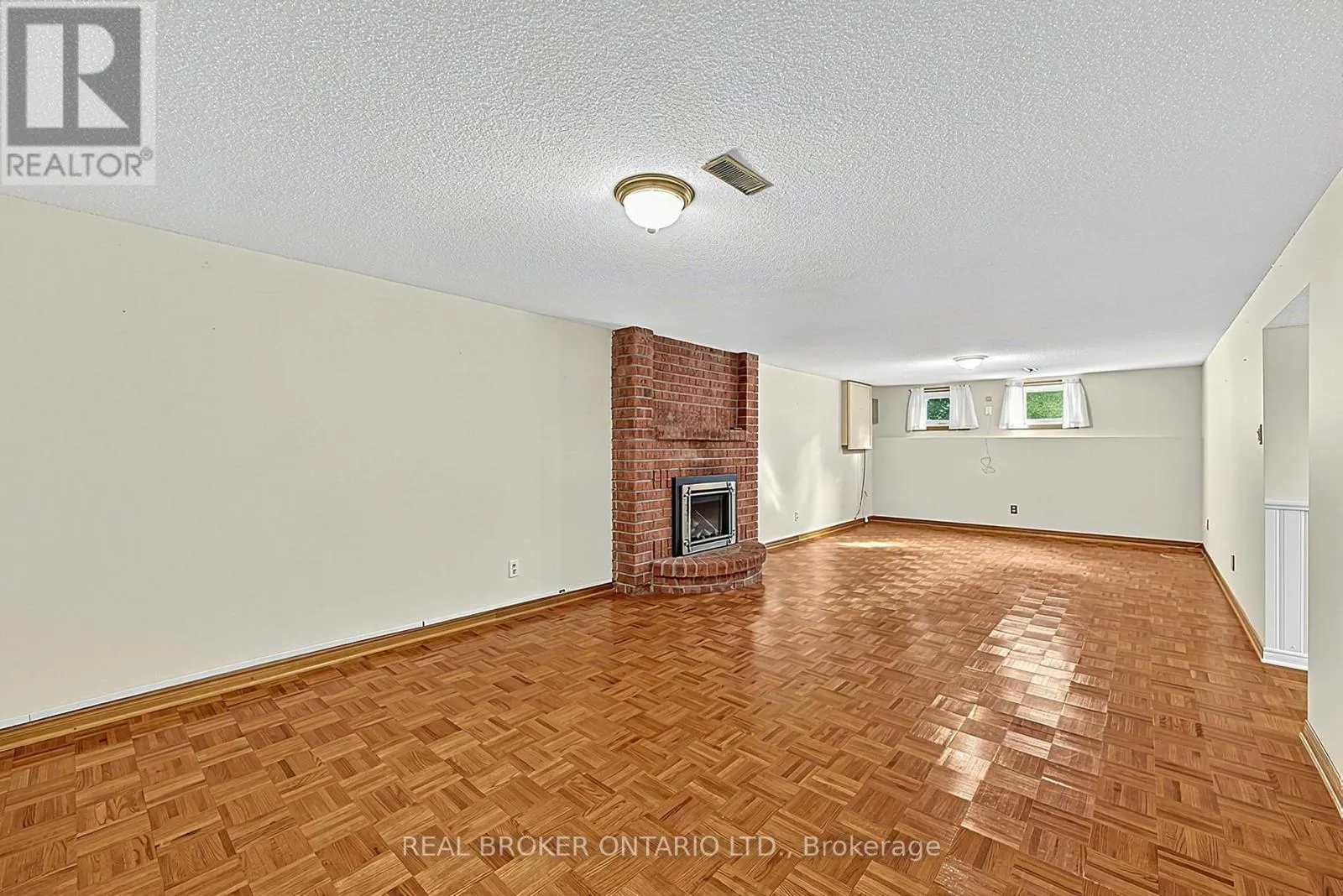 222 PARK AVENUE