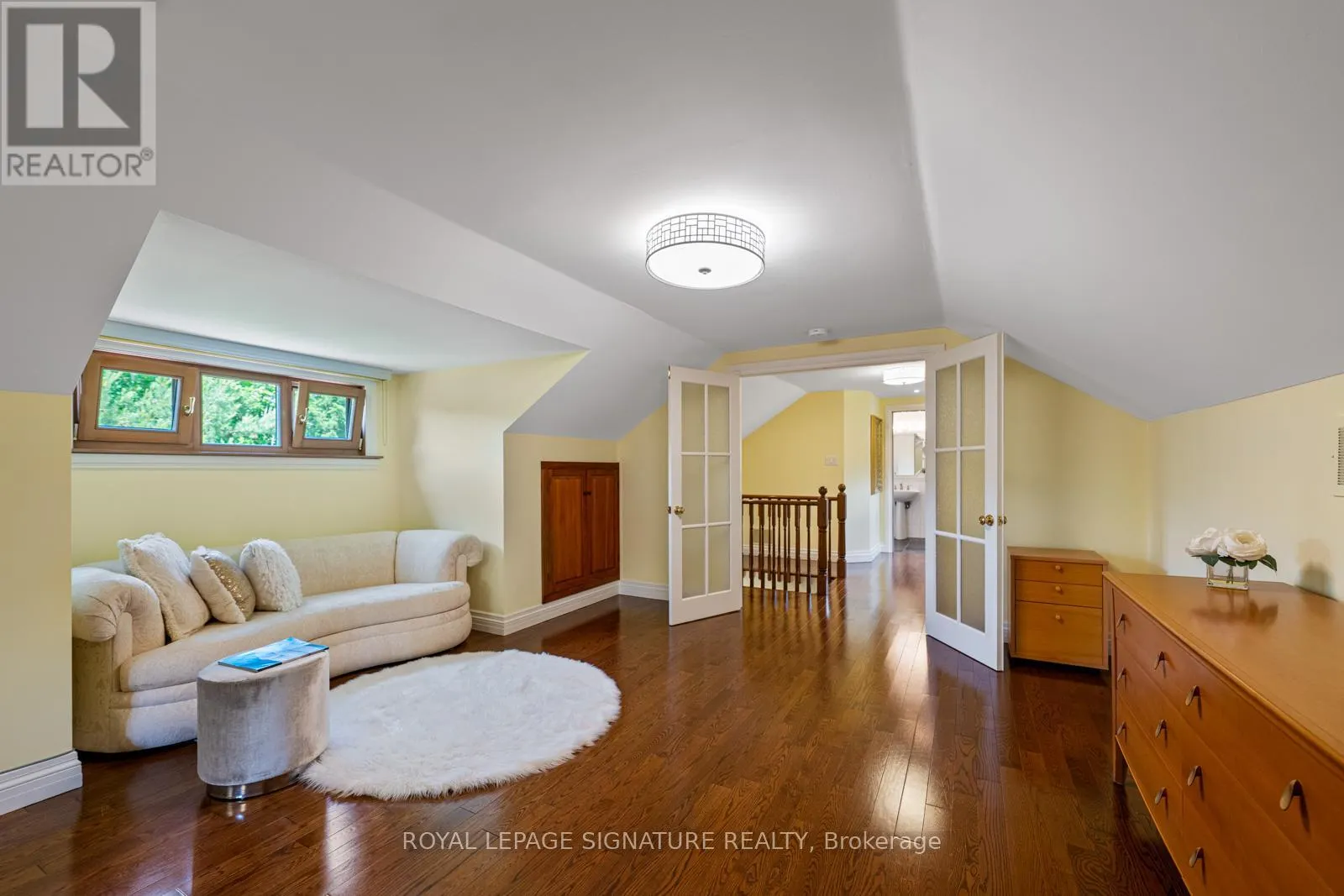 30 KINGSWOOD DRIVE