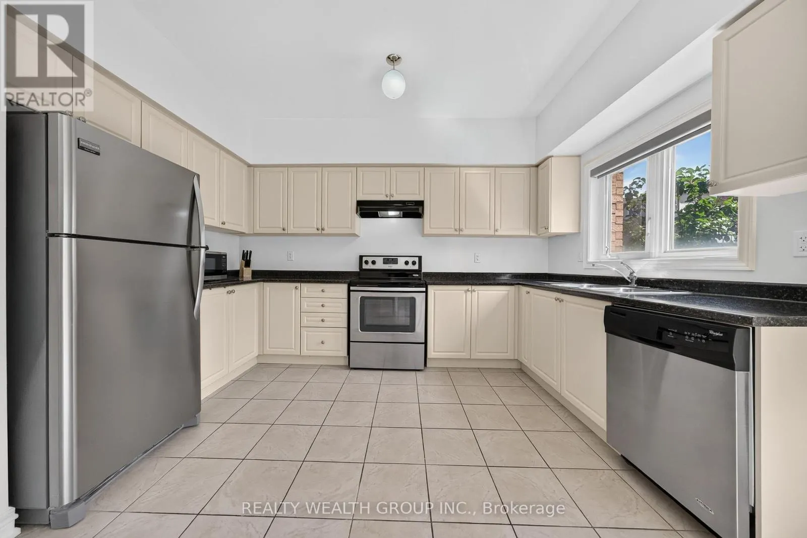 35 MATTHEWSON AVENUE