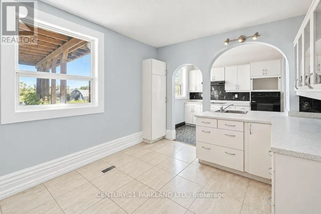 #10 - 1320 CONCESSION ROAD E