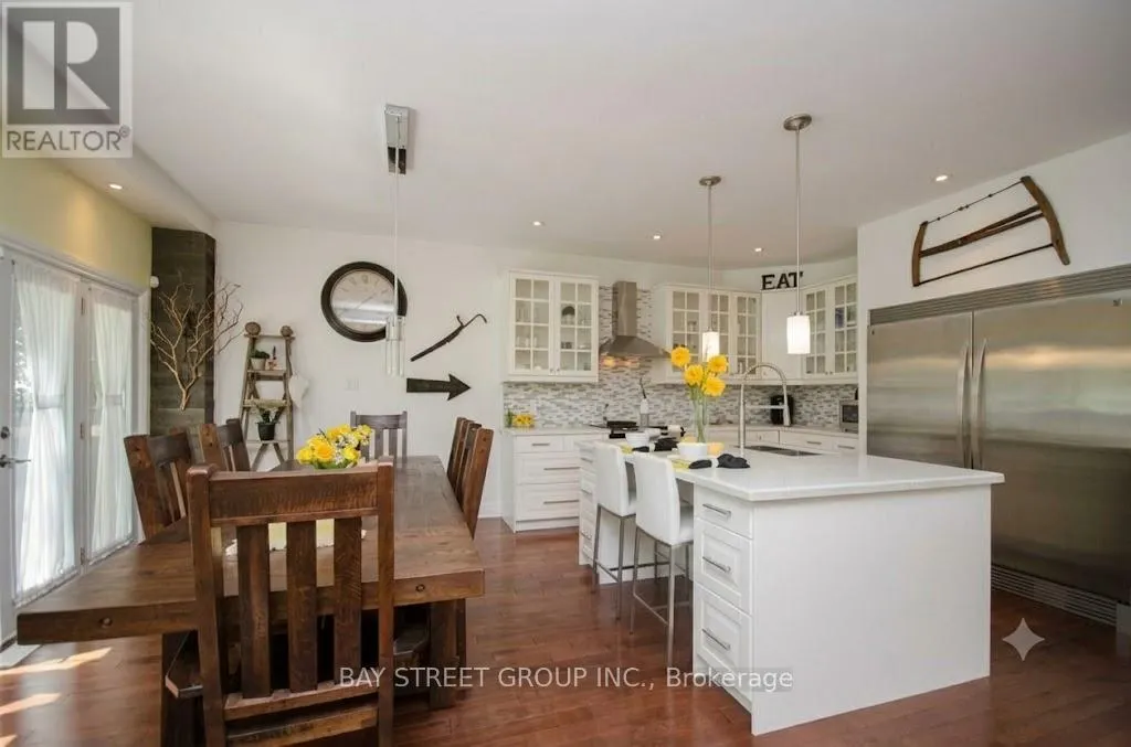 133 RIVEREDGE DRIVE