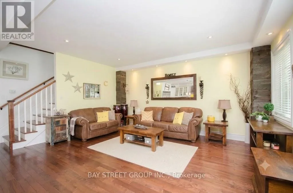 133 RIVEREDGE DRIVE