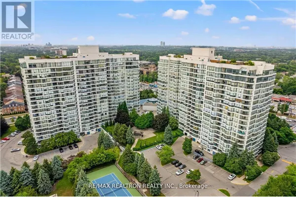 210 - 7300 YONGE STREET