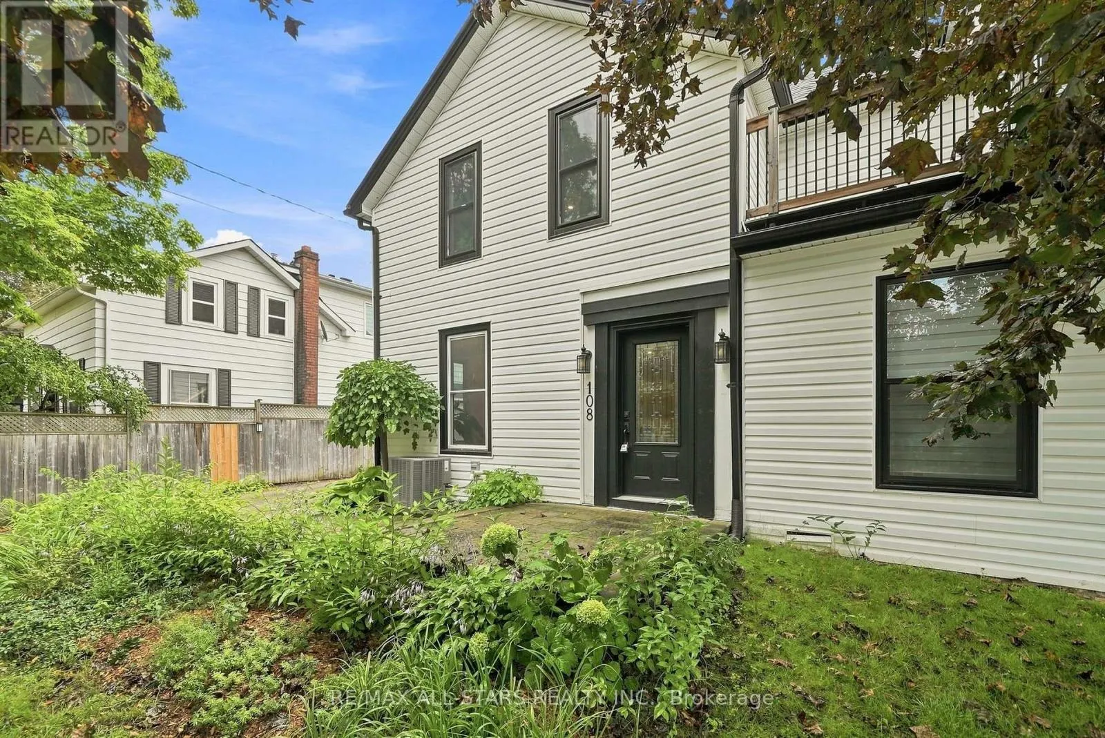 108 MECHANIC STREET