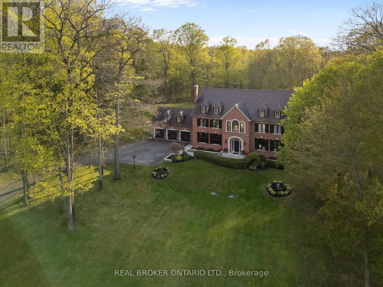 10 OAKVIEW PLACE