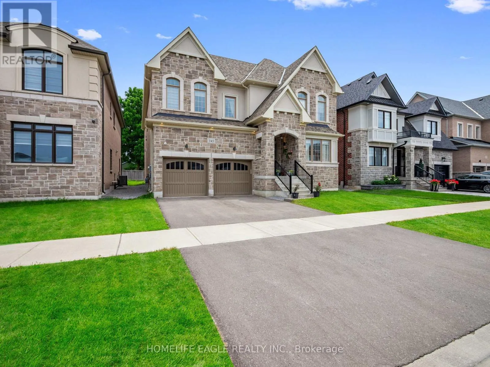 245 DANNY WHEELER BOULEVARD