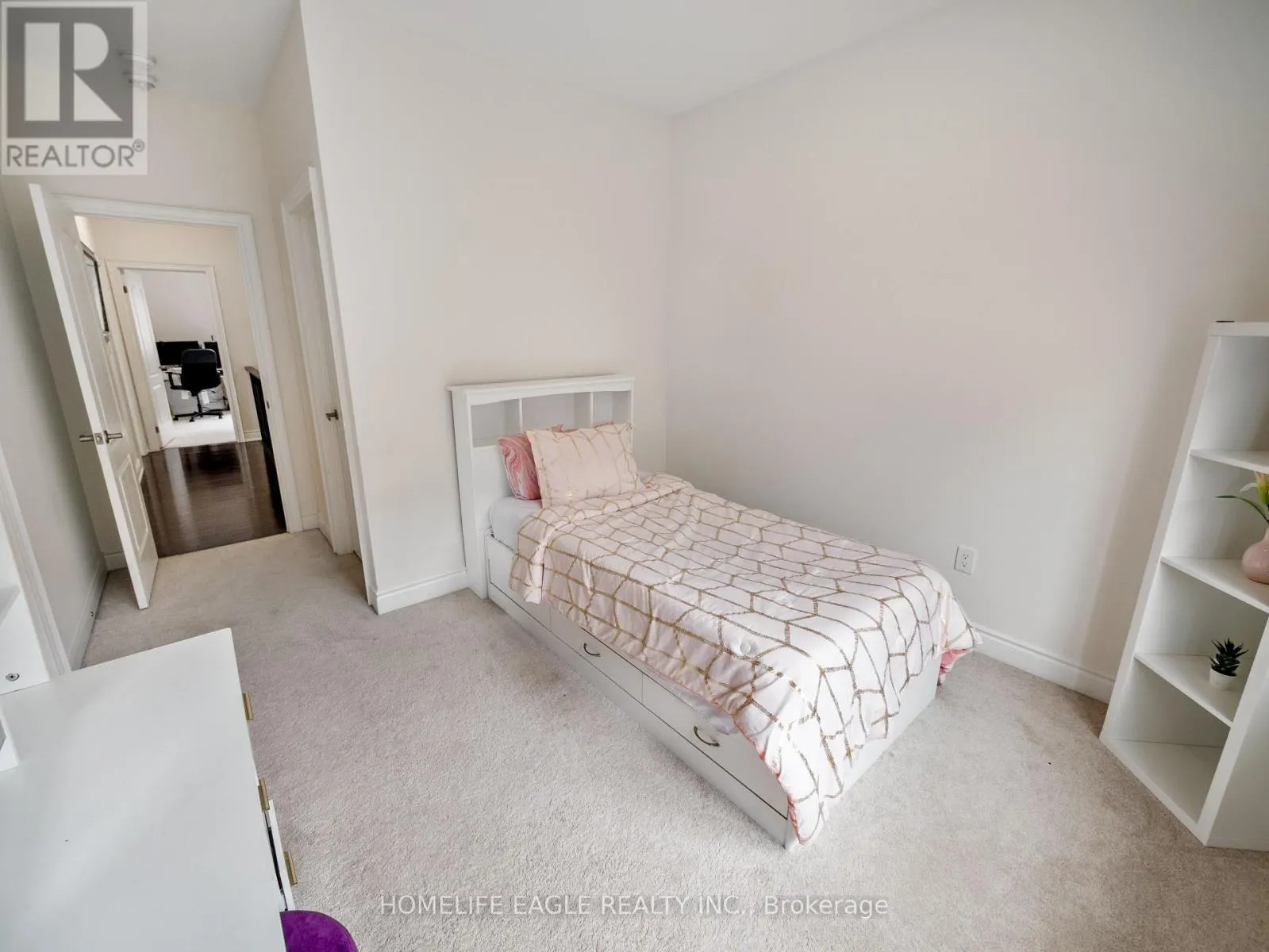 245 DANNY WHEELER BOULEVARD